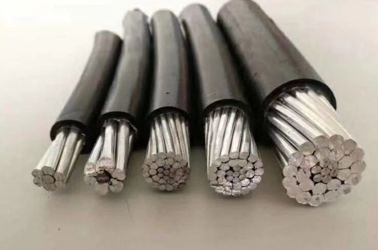 鋼芯鋁合金導線在電力以及輸電線路行業(yè)有著非常廣泛的應用.jpg